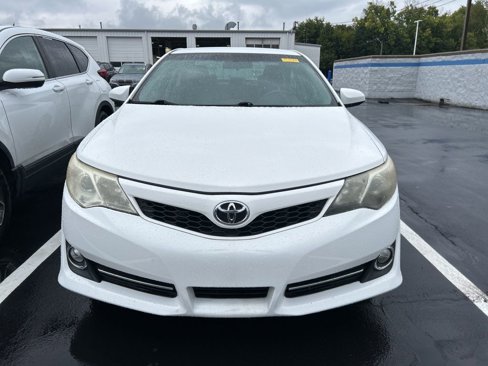 Used 2013 Toyota Camry SE image 5