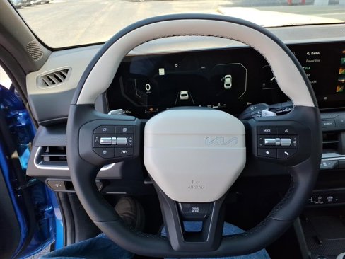 New 2025 Kia K4 GT-Line image 24