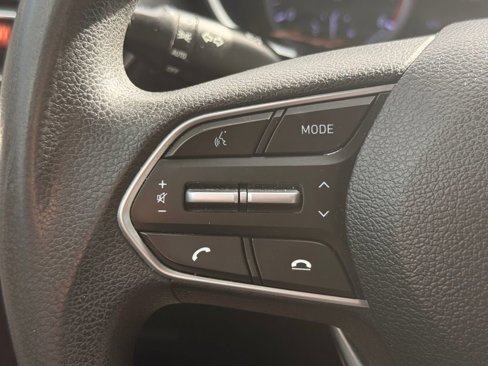 Used 2020 Hyundai Santa Fe SE image 29