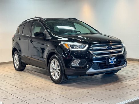 Used 2018 Ford Escape SEL image 3
