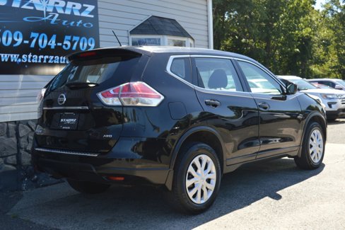 Used 2016 Nissan Rogue S image 5