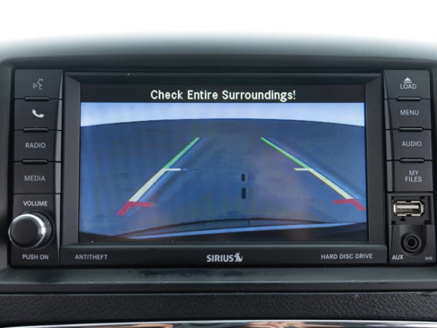 Used 2016 Chrysler Town & Country Touring image 36