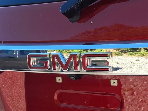Used 2021 GMC Acadia SLE w/ Driver Convenience Package image 31