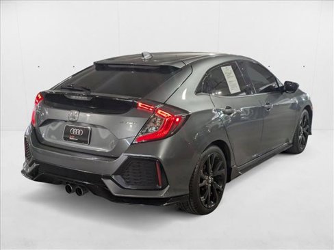 Used 2018 Honda Civic Sport image 5