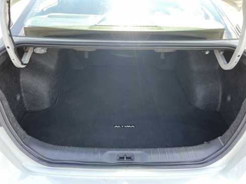 Used 2023 Nissan Altima 2.5 SR image 17