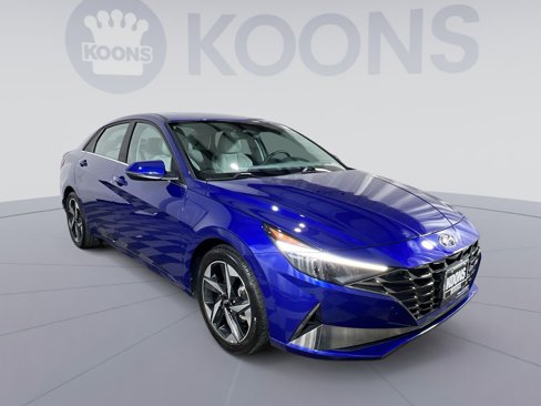 Used 2023 Hyundai Elantra Limited image 10
