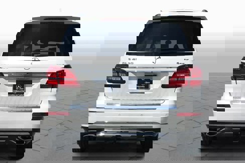 Used 2017 Mercedes-Benz GLS 450 4MATIC image 4