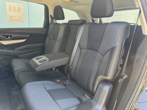 Used 2022 Subaru Ascent Premium image 11