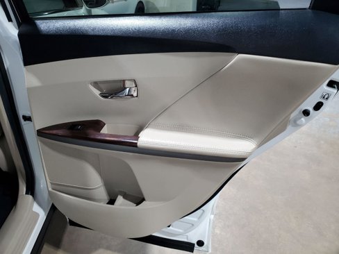 Used 2013 Toyota Venza XLE image 20