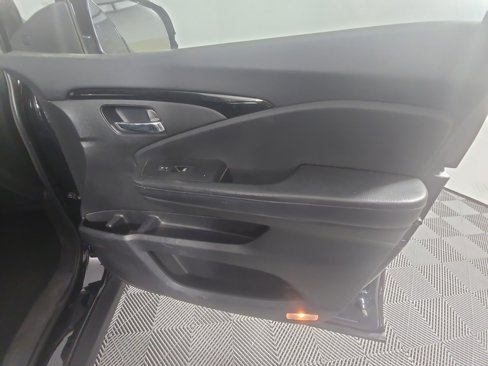 Used 2018 Honda Pilot Elite image 29
