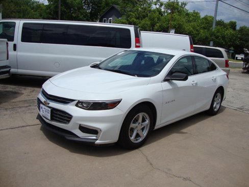 Used 2017 Chevrolet Malibu LS image 1