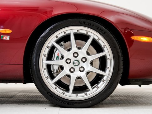 Used 2003 Jaguar XK8 Convertible image 28