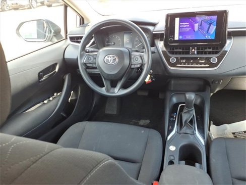 Used 2024 Toyota Corolla LE image 4