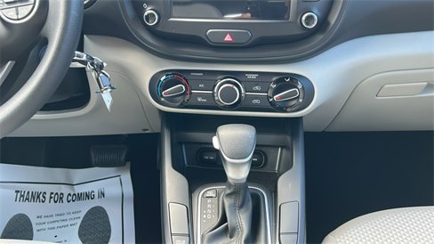 Used 2023 Kia Soul LX image 17