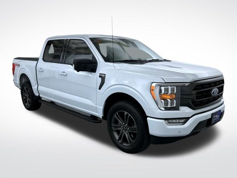 Certified 2022 Ford F150 XLT w/ Equipment Group 302A High image 3