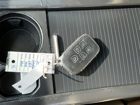 Used 2013 Land Rover LR2 image 29