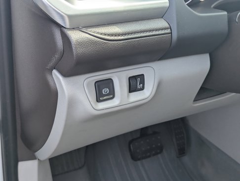 Used 2019 GMC Acadia SLT w/ LPO, Floor Liner Package image 22