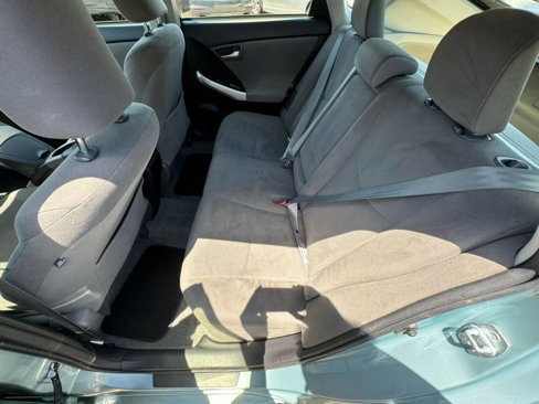 Used 2015 Toyota Prius One image 16