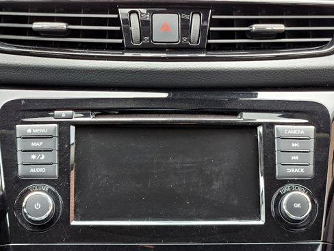 Used 2021 Nissan Rogue Sport SL image 22