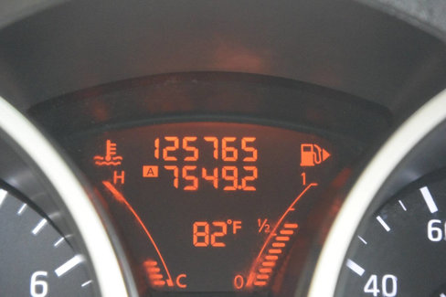 Used 2014 Nissan Juke SV image 11