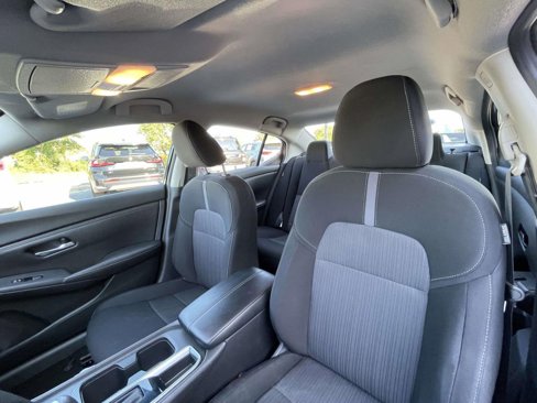 Used 2024 Nissan Sentra SV image 30