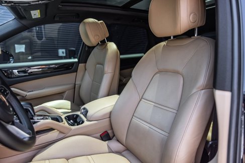 Certified 2019 Porsche Cayenne image 5