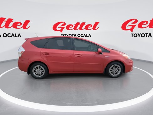 Used 2013 Toyota Prius V Five image 9