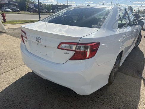 Used 2013 Toyota Camry SE image 10