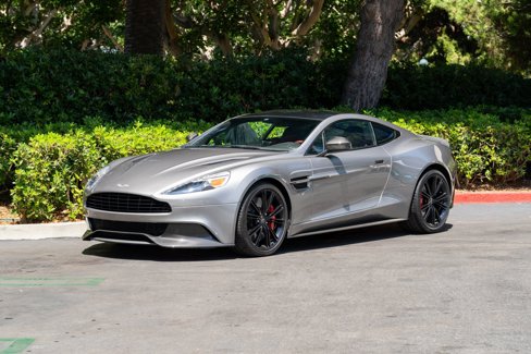 Used 2014 Aston Martin Vanquish Coupe image 25