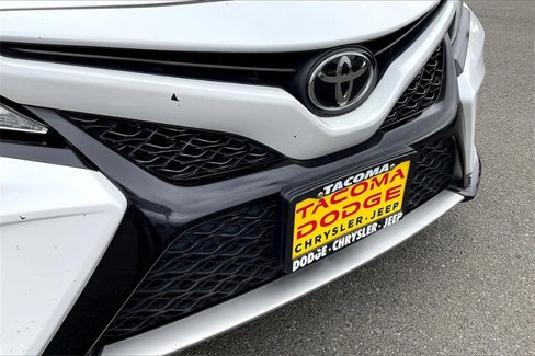 Used 2019 Toyota Camry XSE image 30