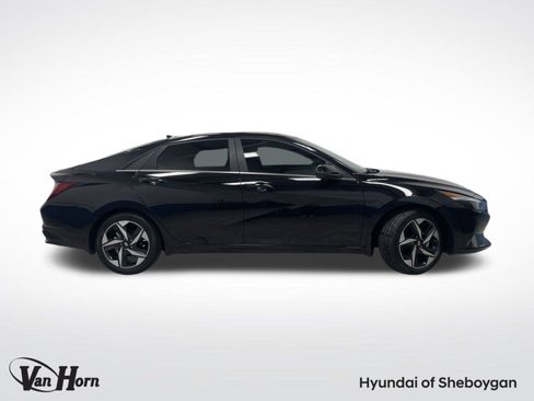 Used 2023 Hyundai Elantra Limited w/ Winter Weather Package image 2