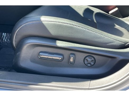 Used 2019 Honda Accord Sport image 12