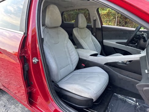 Certified 2023 Hyundai Elantra Limited image 13