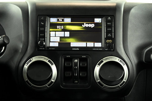 Used 2016 Jeep Wrangler Unlimited Sahara image 26