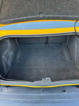 Used 2017 Dodge Challenger SXT image 14