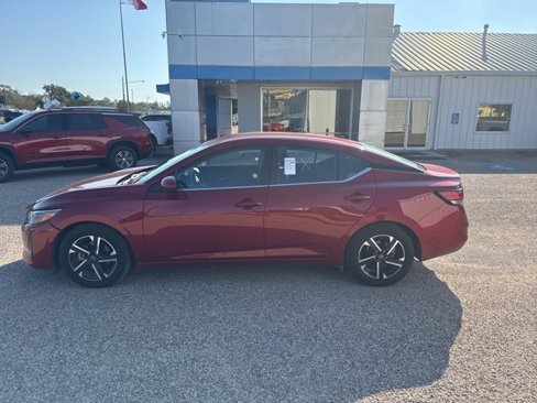 Used 2024 Nissan Sentra SV image 8