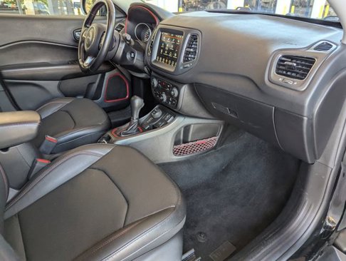 Used 2021 Jeep Compass Trailhawk image 36