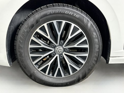 Used 2021 Volkswagen Jetta S w/ Driver Assistance Package image 11