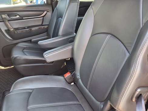 Used 2015 GMC Acadia SLT image 7
