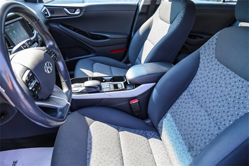 Used 2018 Hyundai Ioniq Electric image 16