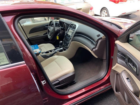 Used 2016 Chevrolet Malibu LT image 26