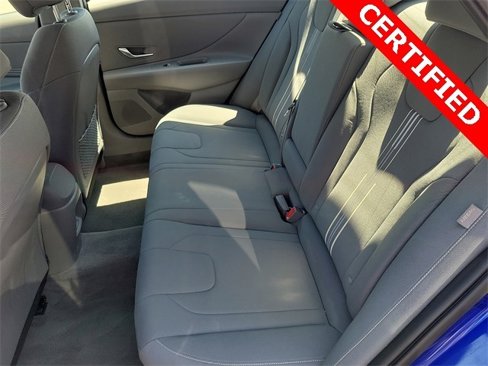 Certified 2024 Hyundai Elantra SEL w/ Convenience Package image 17