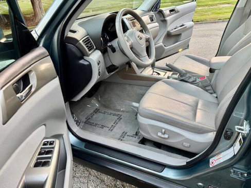 Used 2010 Subaru Forester 2.5X Limited image 25