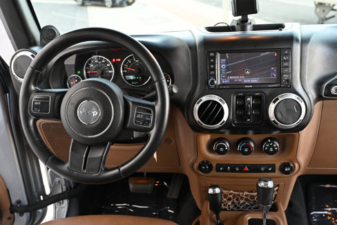 Used 2014 Jeep Wrangler Unlimited Sahara image 18