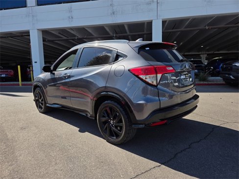 Used 2022 Honda HR-V Sport image 4