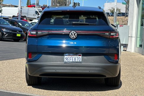 Certified 2023 Volkswagen ID.4 Pro image 5