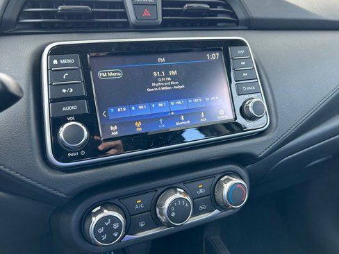 New 2025 Nissan Versa S w/ Trunk Package image 17