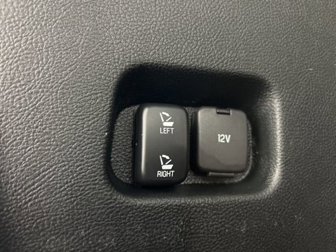 Used 2018 Ford Edge Titanium image 36