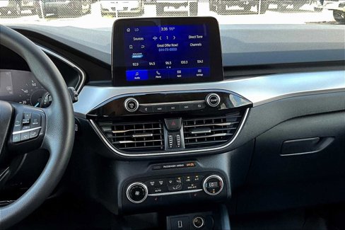 Used 2020 Ford Escape SE image 6