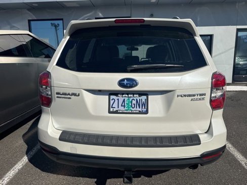 Used 2014 Subaru Forester 2.5i Touring w/ Popular Package #1 image 8